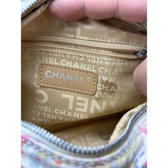 Chanel Beige Lucky Clover Collection Camera Bag Crossbody! - Picture 10 of 11